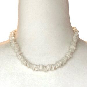 Vintage Natural Shell Choker Necklace Chip Sea Shell White